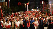 Demirci'de 5 gün sürecek festival başladı, kortej coşkusu sokaklara taştı