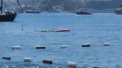 Bodrum açıklarında demirli yelkenli gece yarısı sulara gömüldü