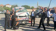 Nevşehirdeki düğünde damada hurda araba sürprizi