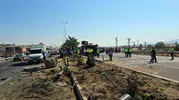 Kayseri'de devrilen yolcu otobüsü yoldan çekildi