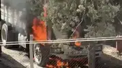 Nusaybin'de park halindeki kamyon küle döndü