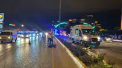 Balıkesir'de otomobilin çarptığı iki gençten biri yaşamını yitirdi