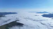Gümüşhane'de bulutların üzerine çıkartan manzara