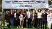 Manisa'da LGS Gururu: Gençlerin Başarısı Kafe 236'da Taçlandırıldı