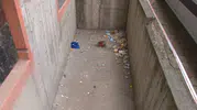 Küçükçekmece'de bir kadın inşaat boşluğuna düşerek ağır yaralandı