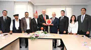 Isparta Belediye Başkanı Başdeğirmen Yılın En Başarılı İsmi Seçildi