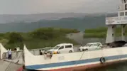 Şiddetli rüzgar feribotu iskele önünde bekletti
