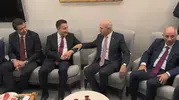 Kurtulmuş'tan Genel Kurul'da Kulis Diplomasisi İktidar ve Muhalefet Kapı Kapı Gezildi