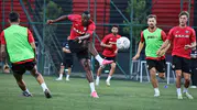 Beşiktaş mesaisi sürüyor, Çorum FK'da yönetim değişti