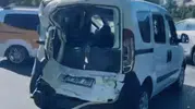 Diyarbakır İstasyon Caddesi üzerinde beş aracın karıştığı kaza trafiği kilitledi