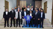 Erciyes 38 FK yeni yönetimi Vali Çiçek ile bir araya geldi