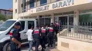 Kumluca’da esnafa çöken suç örgütüne jandarma baskını