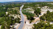 Gülnar’da 4 Mahallenin Çilesi Bitti Dar Patika Yol 10 Metrelik Modern Güzergaha Dönüştü