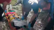 Saros Körfezi sahilinde yürüyen genç kız kayalıklara düştü