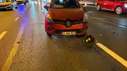 Yenibosna E-5 karayolunda üç araç birbirine girdi