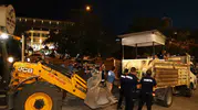 Aksu'da kaldırımları işgal eden işletmelere zabıta engeli