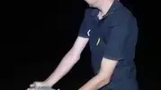 Elazığlı balıkçıdan göle anlamlı hediye