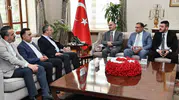 Manisa’nın spor altyapısı için Ankara’dan gelen isimlerle masaya oturuldu