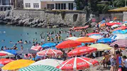Zonguldak plajlarında 127 kişi ölümden döndü