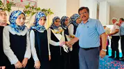 Denizli’de küçük Hüsna 7. sınıfa geçmeden hafız oldu