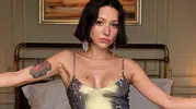 Zeynep Bastık evlilik öncesi arkadaşlarıyla eğlendi