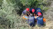 Uçuruma yuvarlanan otomobildeki 27 yaşındaki kadın hayatını kaybetti