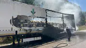 Gerede yolunda şeker taşıyan TIR alevlere teslim oldu