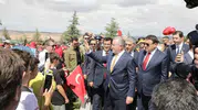 Tarihin yazıldığı topraklarda 104 yıllık gurur: Gençler zaferin izinde yürüdü