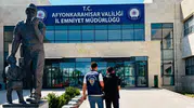 Afyonkarahisar’da dijital dolandırıcı operasyonuyla yakalandı