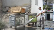 Kuşadası Dağ Mahallesi’nde yaz temizliği mesaisi