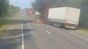 Artvinli şoförlerin gözü önünde tırlar alev topuna döndü