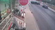 Kartal’da sabah trafiğinde dehşet anları