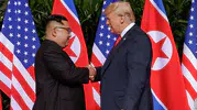 Trump Kuzey Kore lideriyle masaya oturacağını duyurdu