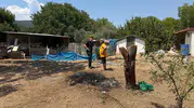 Menteşe’de bahçede başlayan yangın eve sıçramadan söndürüldü