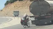 Gaziantep trafiğinde akıllara durgunluk veren tehlikeli yolculuk