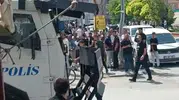 Muradiye'de cadde ortasında aile kavgası, polis TOMA ile ayırdı