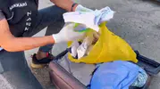 Yüksekova otobüsünde kıyafetlere gizlenmiş uyuşturucu operasyonu