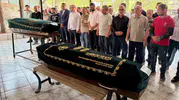 Çiğli’deki acı yangında can veren anneanne ve torunu defnedildi