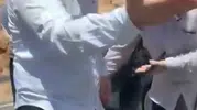 Adıyaman trafiğinde yol verme kavgası Aracın önünü kesip saldırdılar