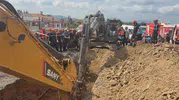 Tuzla’da kanalizasyon çalışması sırasında göçük yaşandı