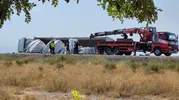 Karapınar’da Tır Refüje Devrildi Sürücü Son Anda Ölümden Döndü