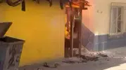 Bursa'da ev yangınına mahalleli müdahalesi