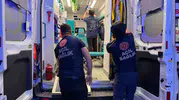 Sokak köpeklerinden kaçarken talihsiz bir kaza yaşadı