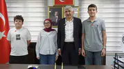 Kahta’nın gururu olan başarılı öğrenciler belediyede ağırlandı