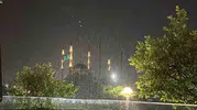 Adana aniden bastıran sağanakla sırılsıklam oldu