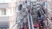Gemlik'te yangın Dumanın arasında kalan 2 kişiyi itfaiye kurtardı
