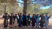 Burhaniye'de kadınlar okuma yazma öğrenip kep fırlattı