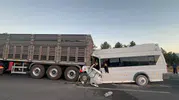 Malatya’da tarım işçilerini taşıyan minibüs TIR’a çarptı