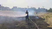 Van'da korkutan yangın: İtfaiye ekipleri zamanla yarıştı