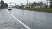 Bolu trafiğinde aniden bastıran sağanak çilesi
